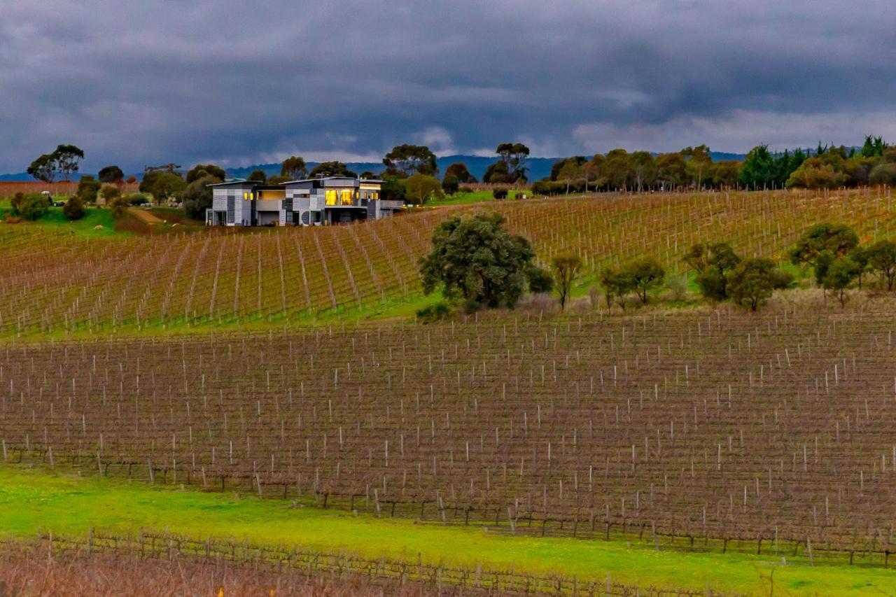 Hotel California Road At Inkwell Wines Mclaren Vale Exterior foto